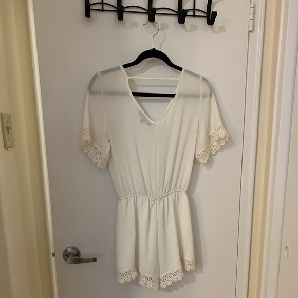 Dynamite White Lace Romper - Picture 2 of 2